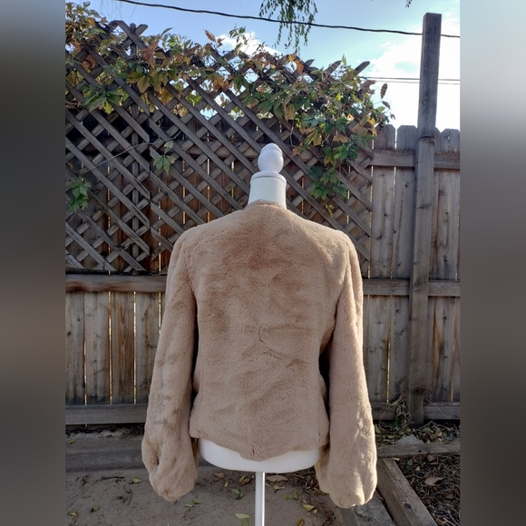 Chelsea & Violet Women's Cream Teddy Jacket - Picture 3 of 8